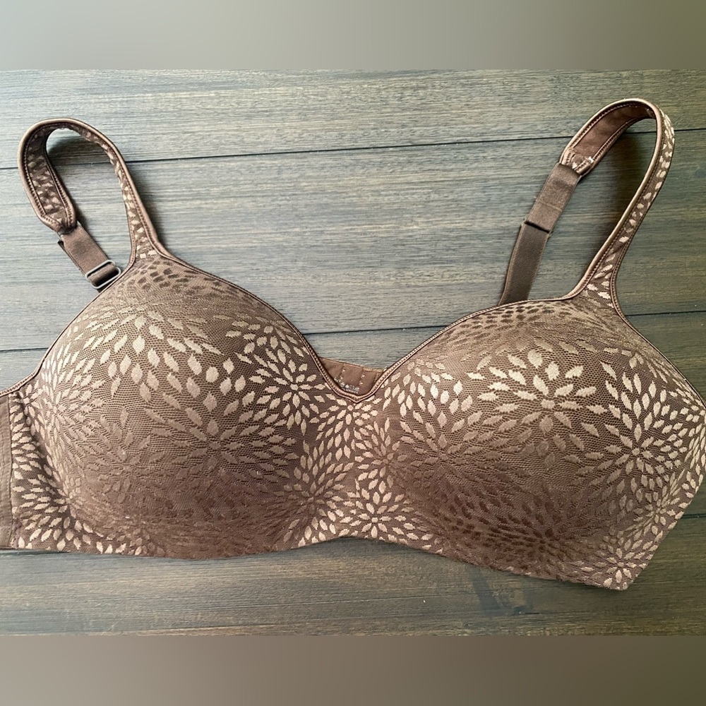 Playtex Women's Secrets Body Revelations Bra size 44D